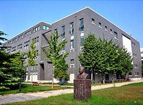 北京石油化工学院
